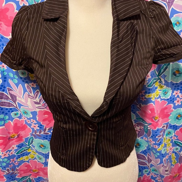 💕3 for $20💕 Stripe bolero/blazer - Picture 6 of 6